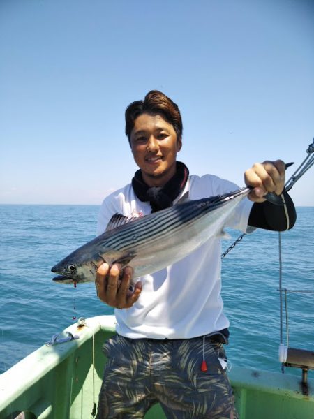 康仁丸・ジギング釣り果